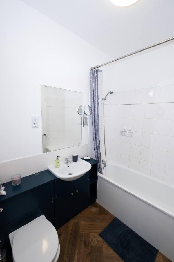 Air Host And Stay - Liverpool The Atrium Sleeps 6 Great Value エクステリア 写真